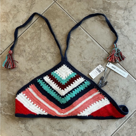 Halter top NWT - Picture 1 of 3